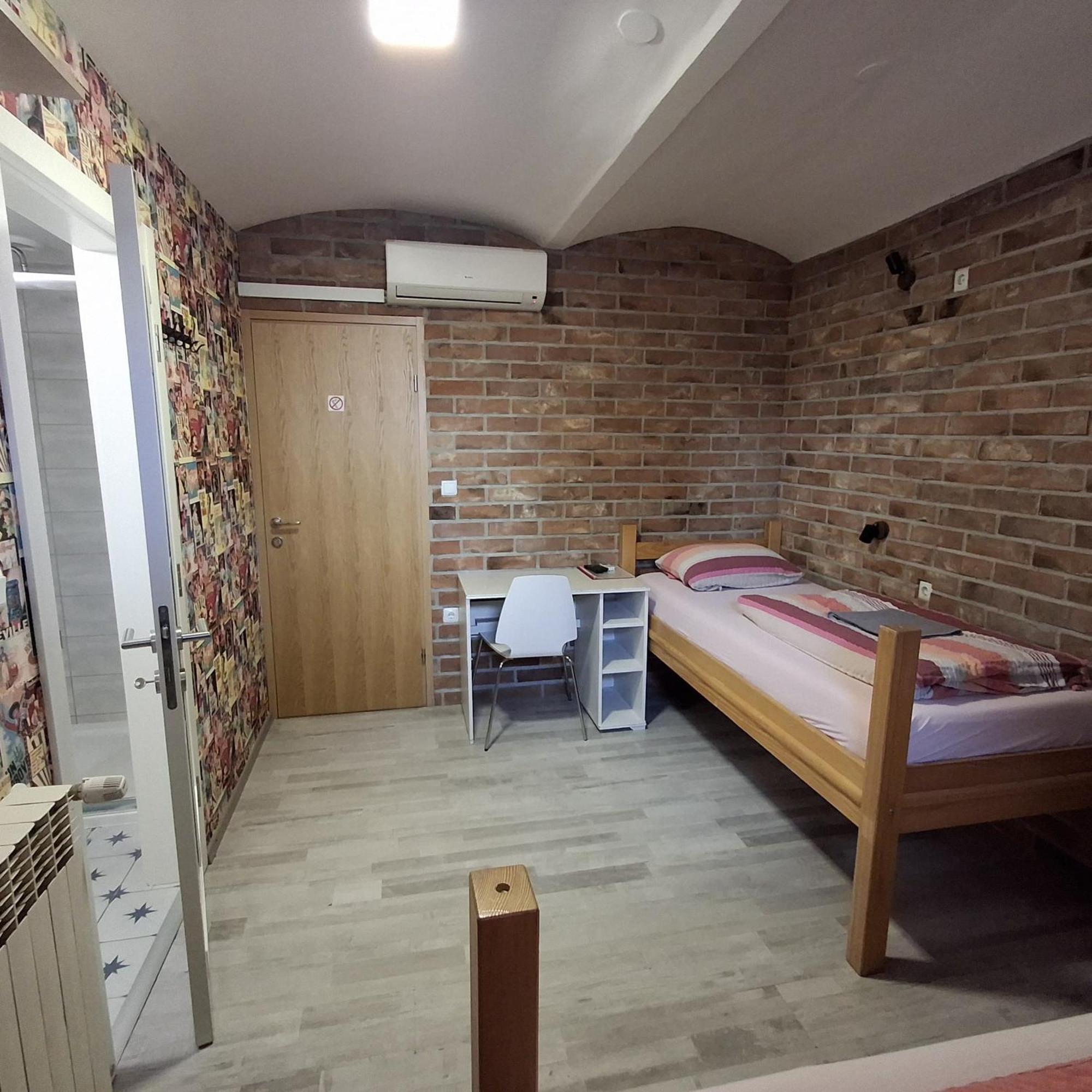 Hostel Palmers *